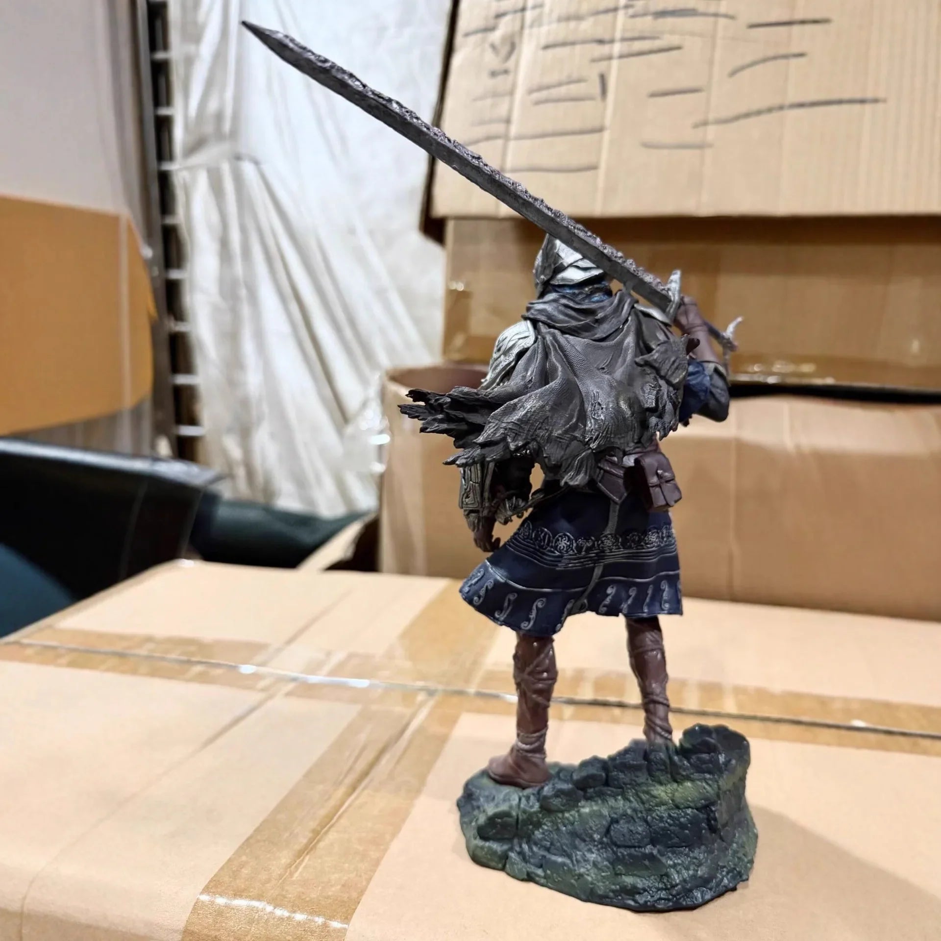 Elden Ring 24cm Wylder Figure  PVC Statue Model Doll Desk Decoration